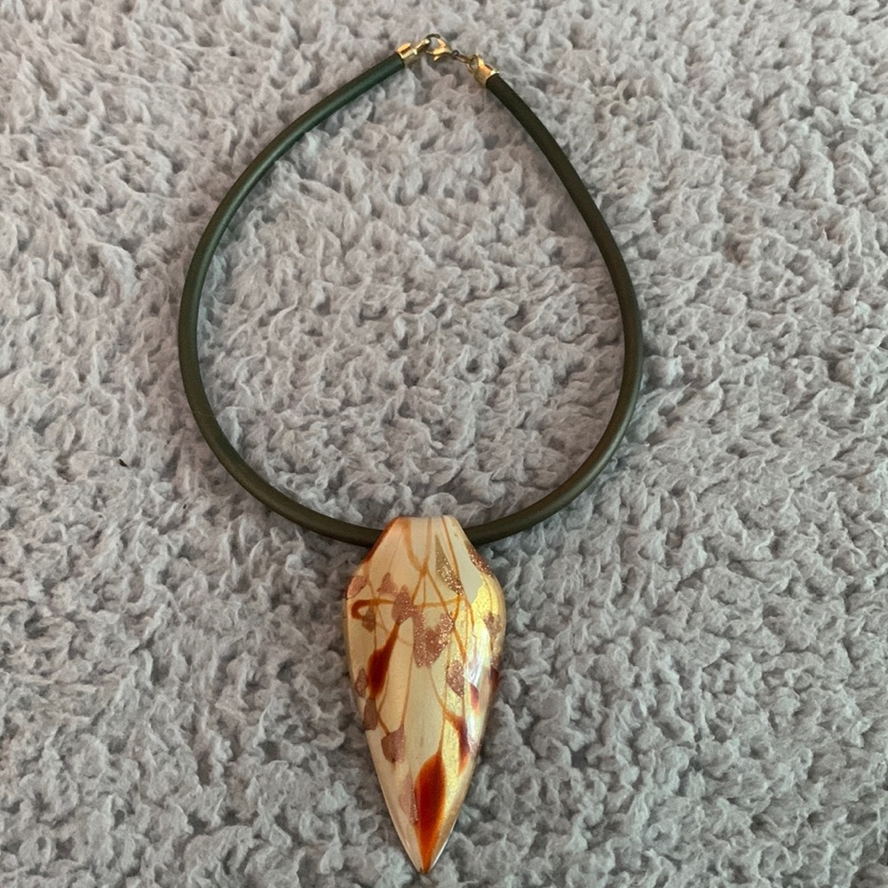 Antica Murrina Venezia.Pendant Necklace Glass, cream, orange, pink. Beautiful.